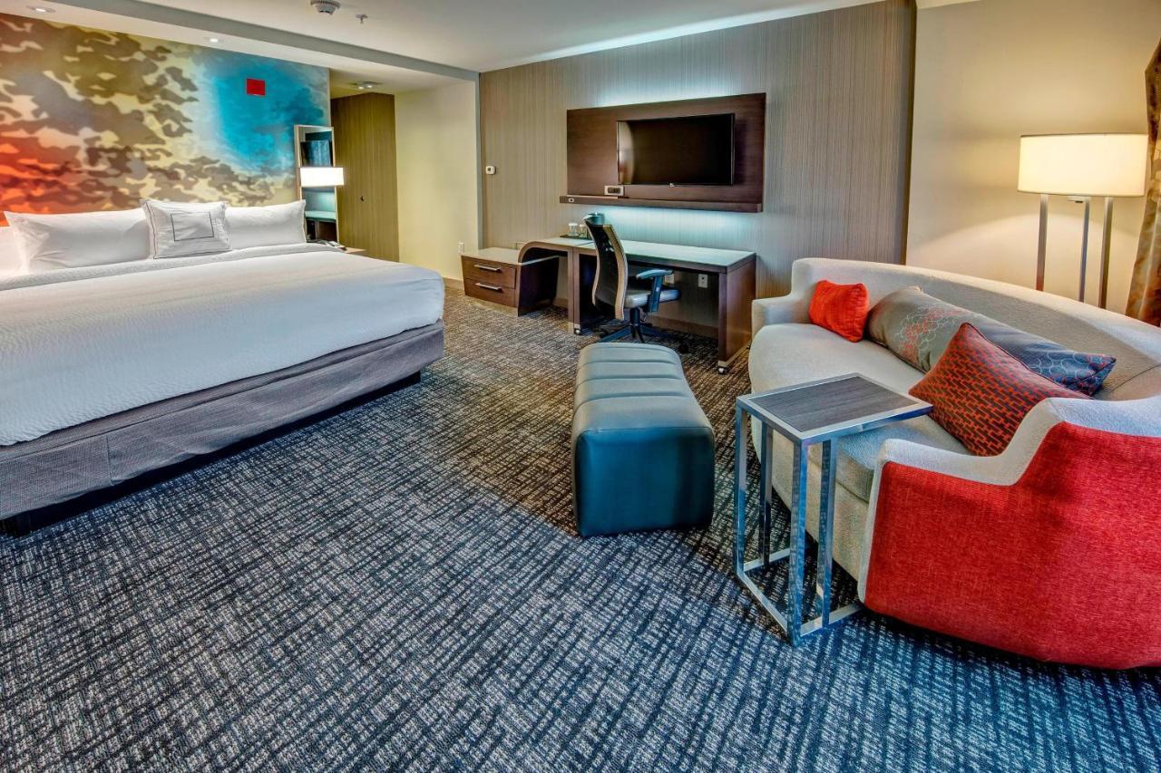 Courtyard By Marriott Oxford Hotel Exterior photo